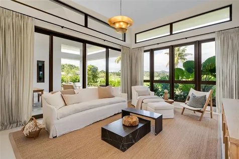 10 Los Lagos Humacao PR 00791