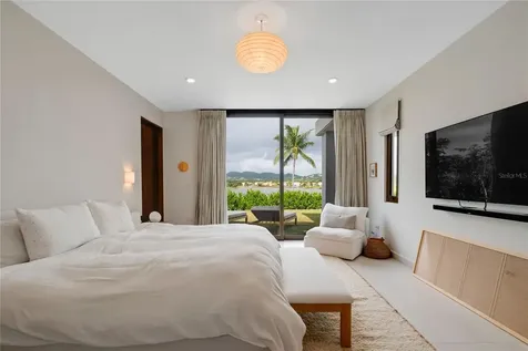 10 Los Lagos Humacao PR 00791