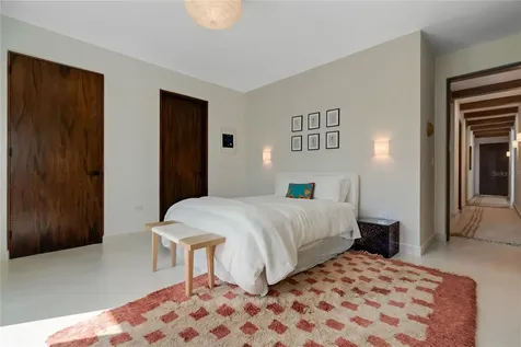 10 Los Lagos Humacao PR 00791