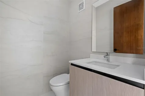 10 Los Lagos Humacao PR 00791