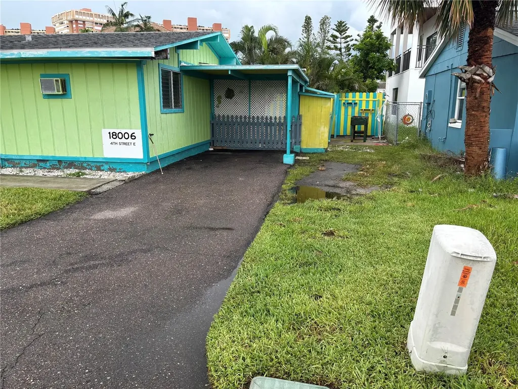 18006 4th Street E Redington Shores FL 33708