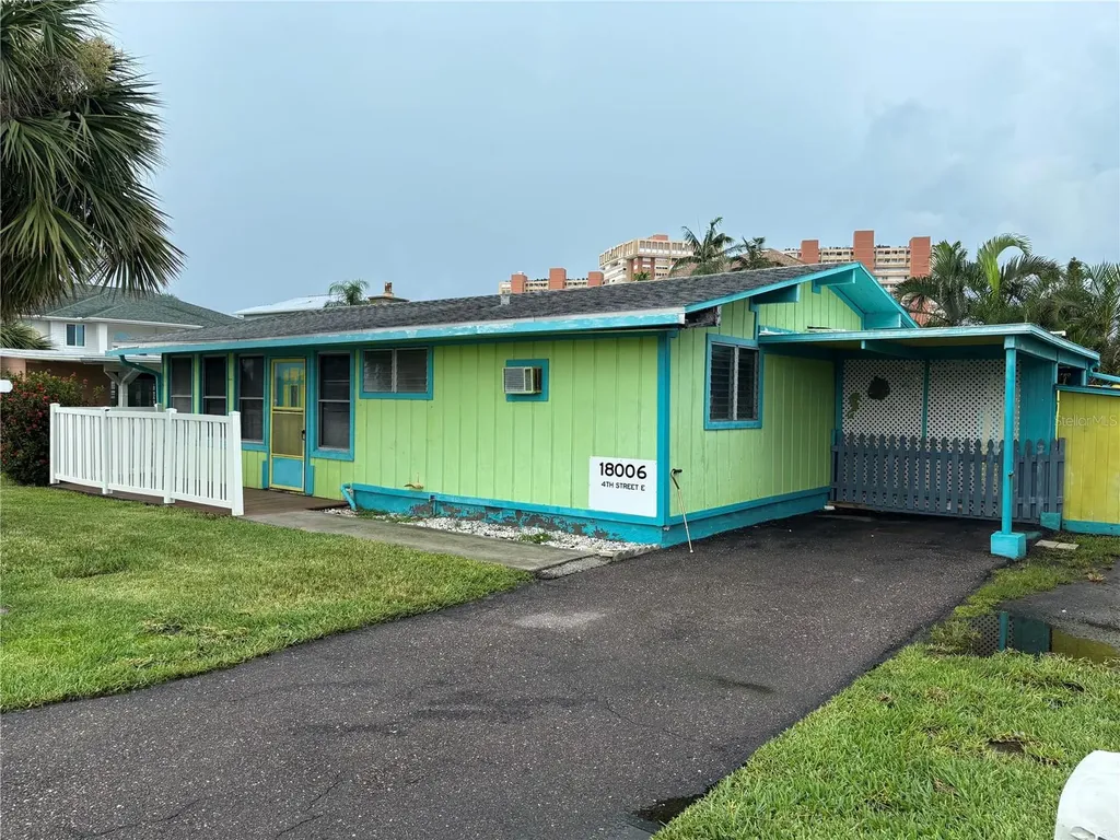 18006 4th Street E Redington Shores FL 33708