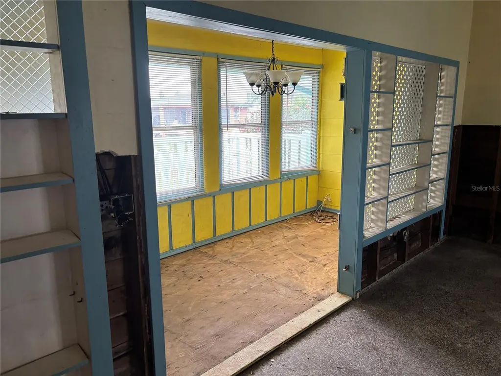 18006 4th Street E Redington Shores FL 33708