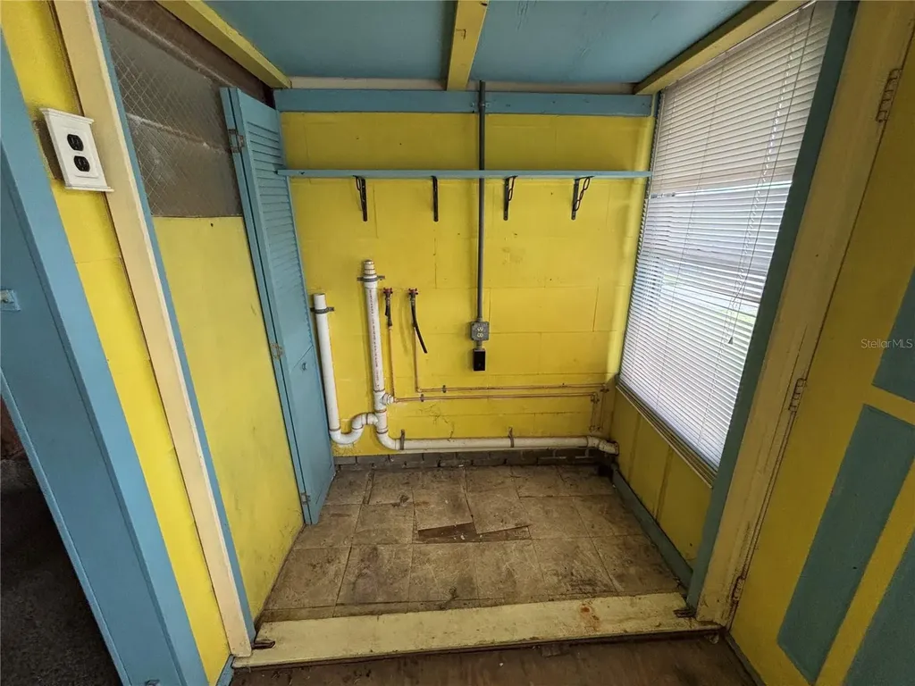 18006 4th Street E Redington Shores FL 33708