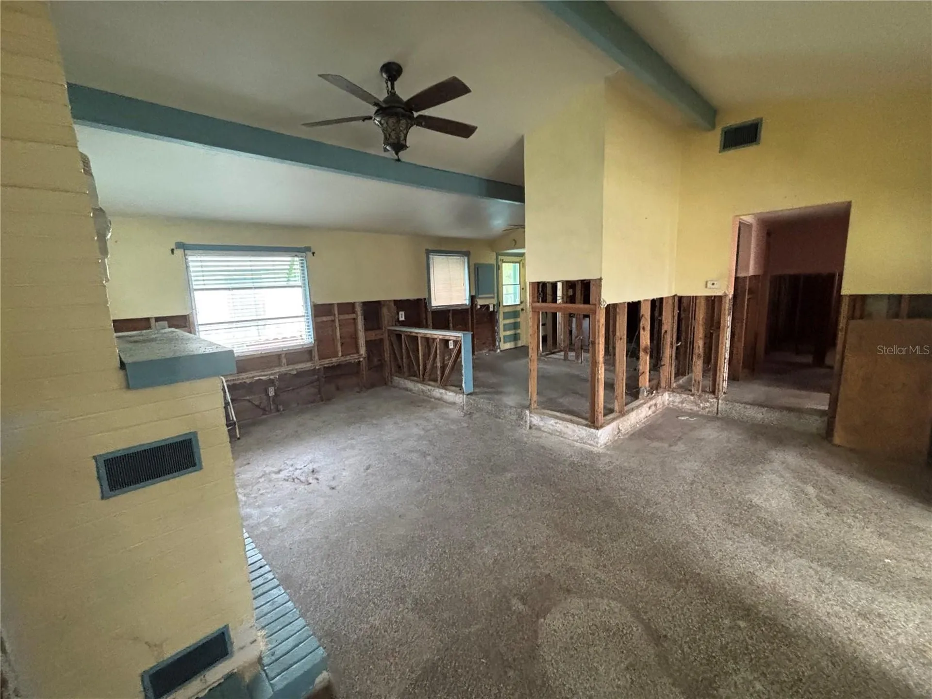 18006 4th Street E Redington Shores FL 33708