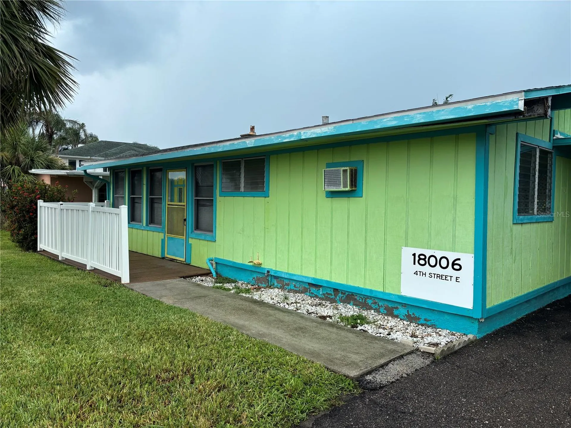 18006 4th Street E Redington Shores FL 33708
