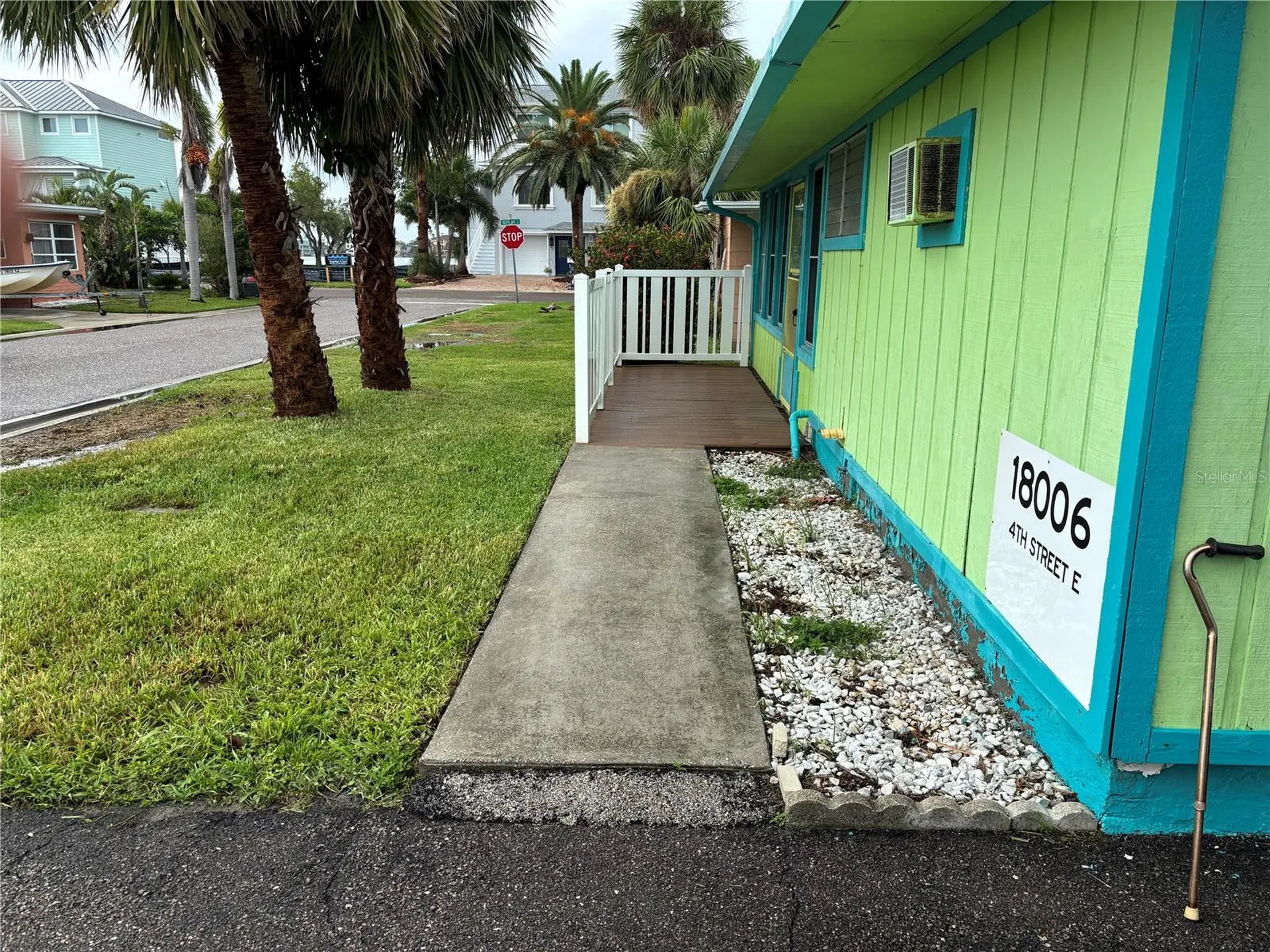 18006 4th Street E Redington Shores FL 33708
