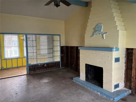 18006 4th Street E Redington Shores FL 33708