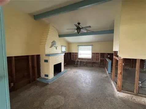 18006 4th Street E Redington Shores FL 33708