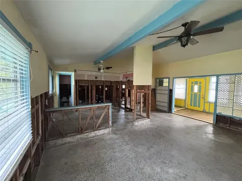 18006 4th Street E Redington Shores FL 33708