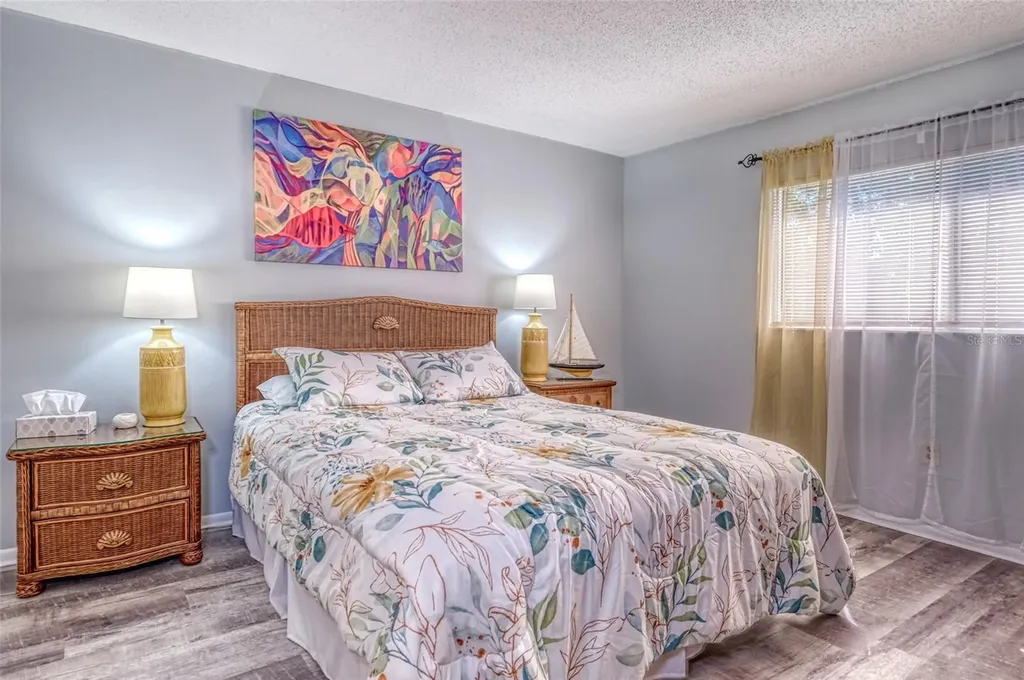 13714 Mission Oaks Boulevard Seminole FL 33776