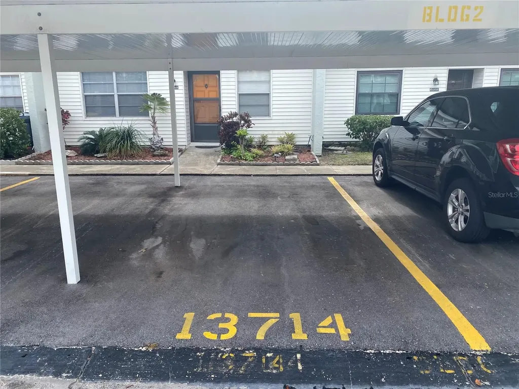 13714 Mission Oaks Boulevard Seminole FL 33776