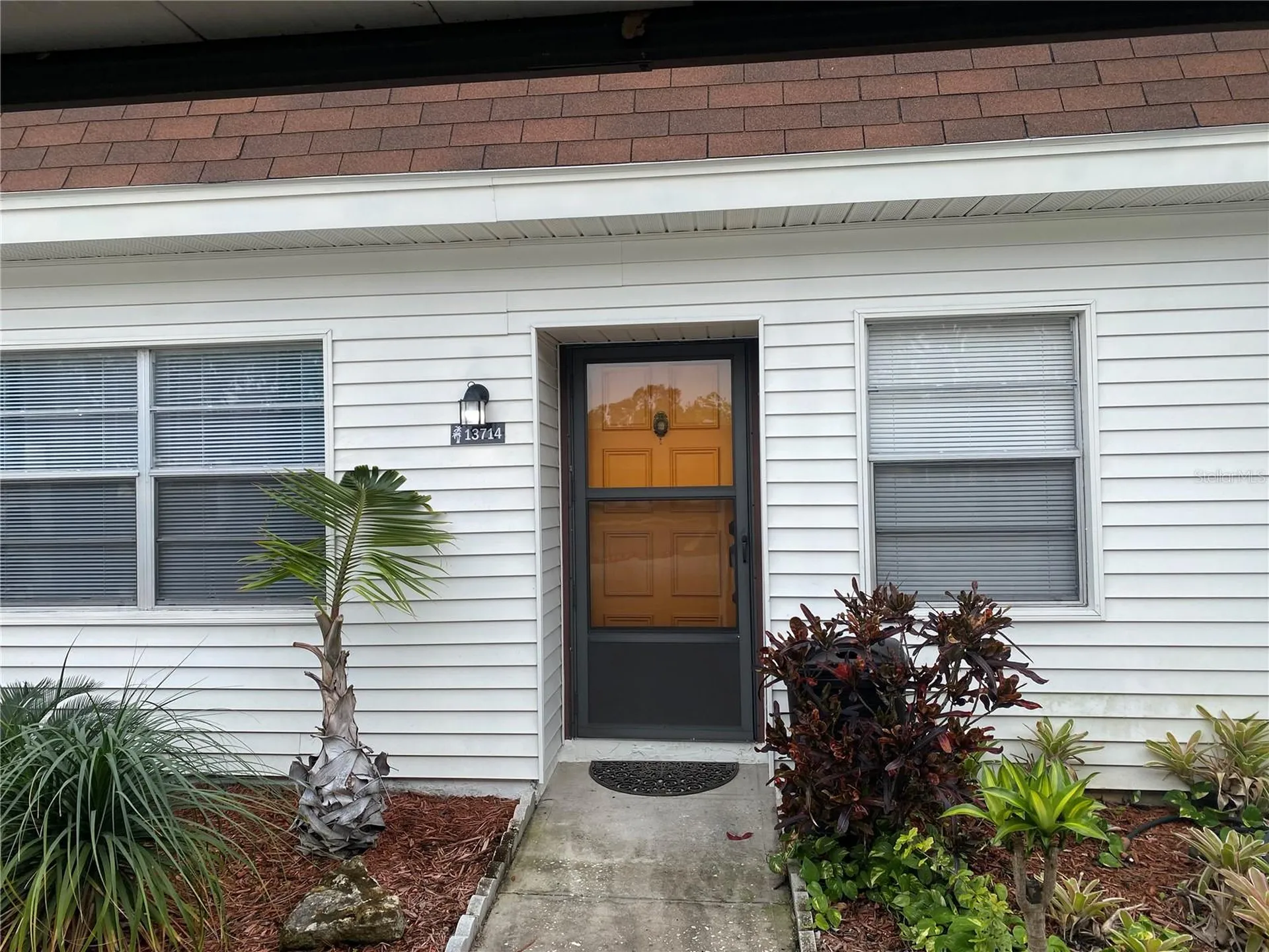13714 Mission Oaks Boulevard Seminole FL 33776