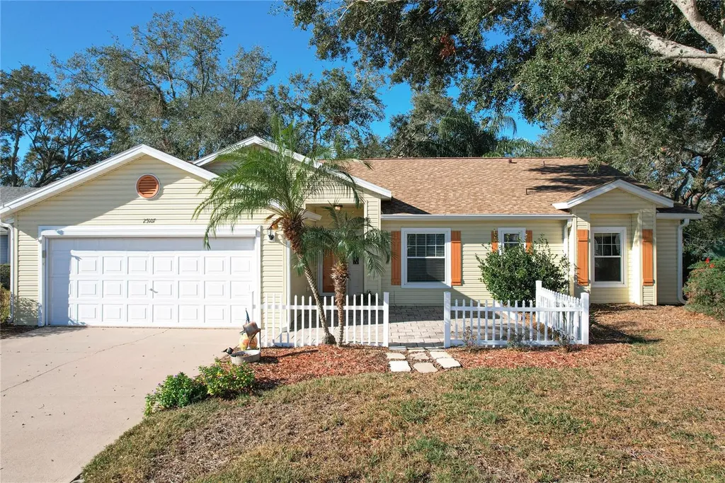 25107 Meriweather Road Leesburg FL 34748