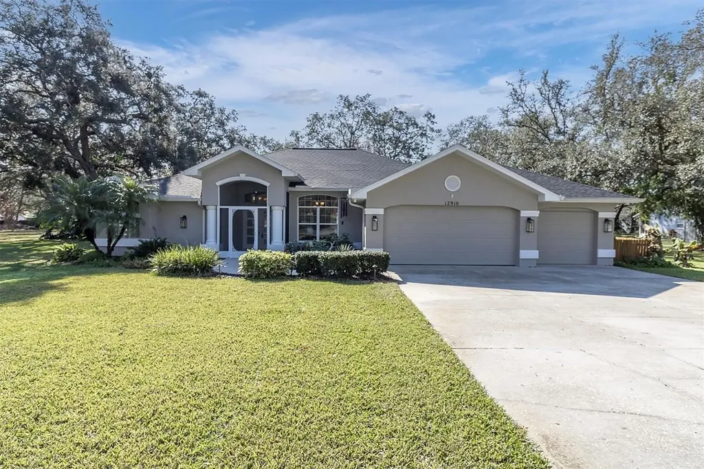 12910 Oak Nut Street Hudson FL 34667