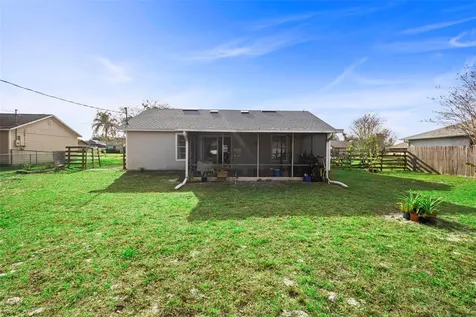 2567 Academy Avenue Deltona FL 32738