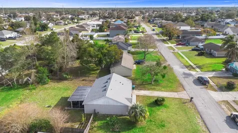 2567 Academy Avenue Deltona FL 32738