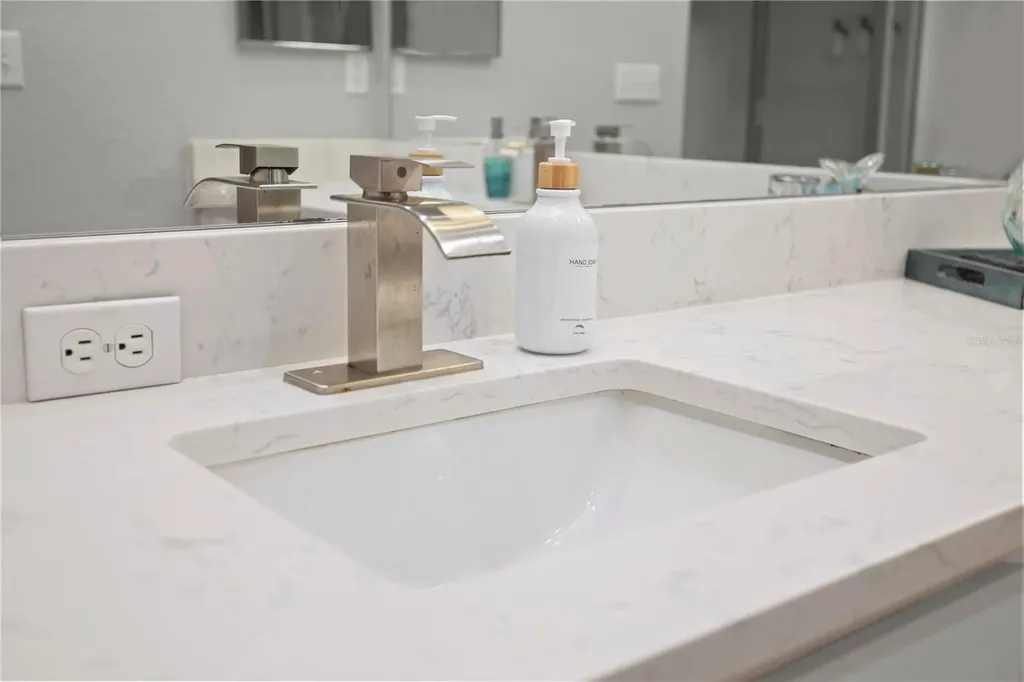 3050 Pirates Retreat Court Kissimmee FL 34747