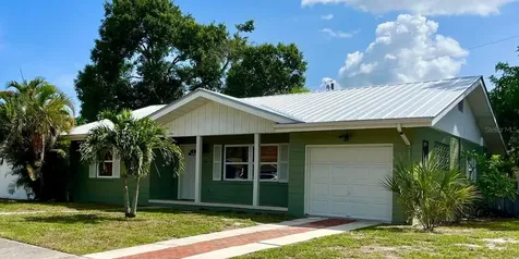 615 49th Street Court W Bradenton FL 34209