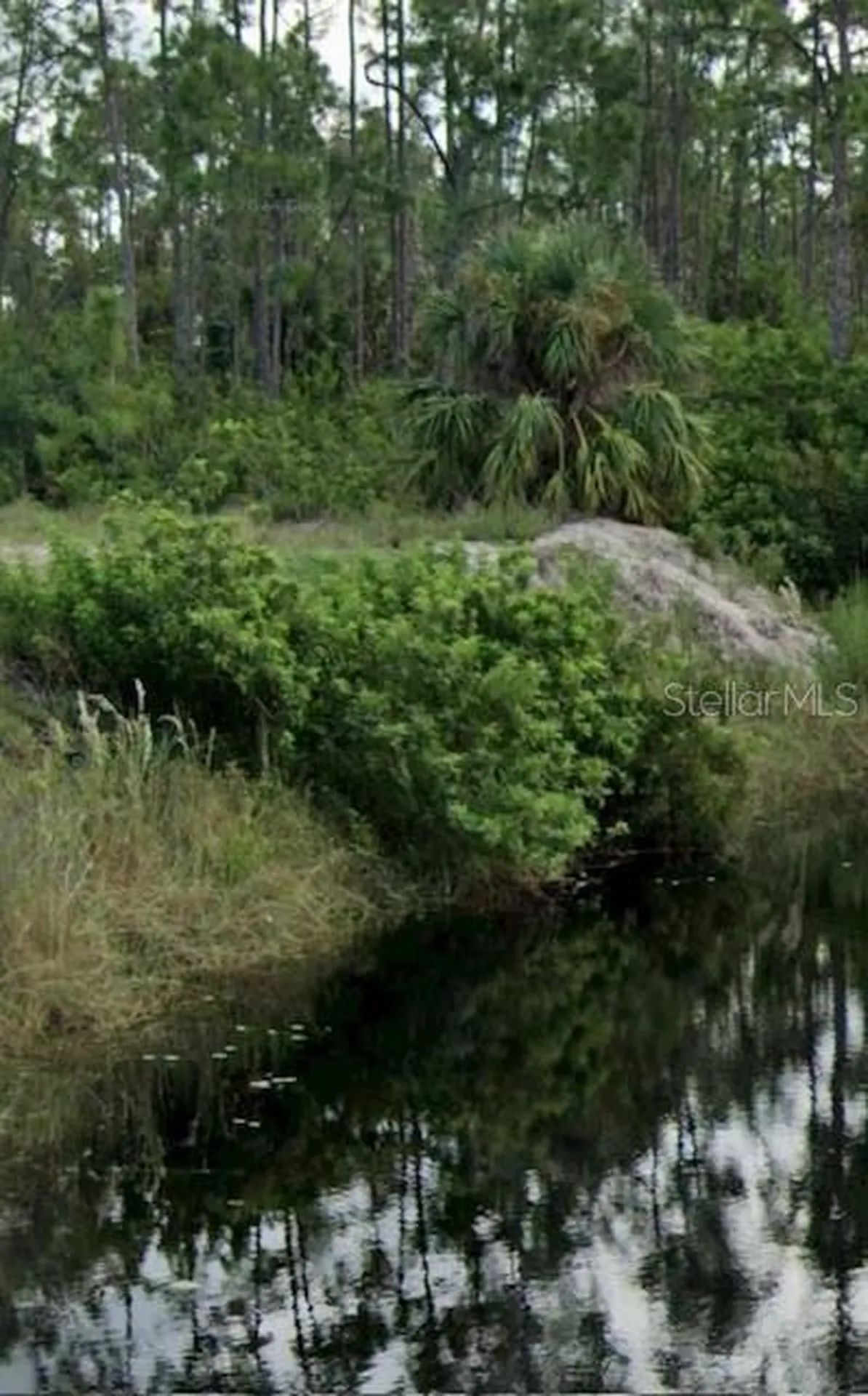 4613 NW 34th Avenue Cape Coral FL 33993