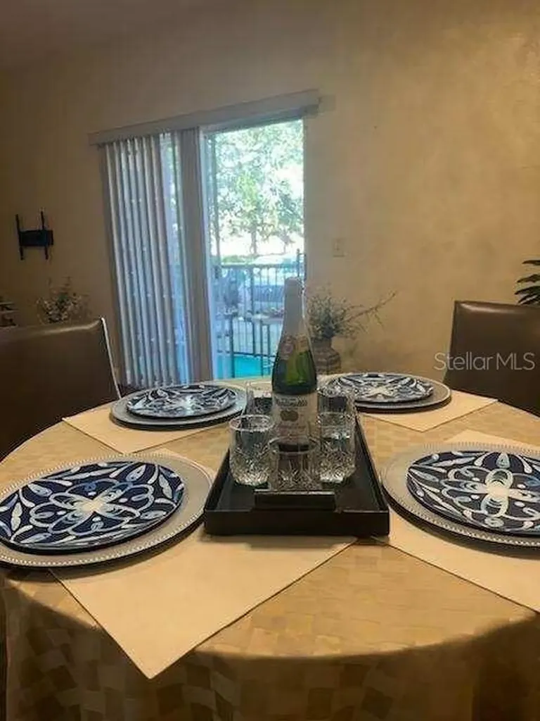 132 Vista Verdi Circle Lake Mary FL 32746