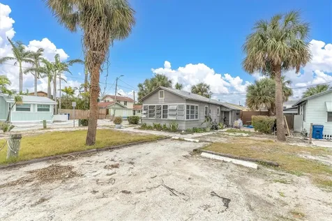 130 90th Avenue Treasure Island FL 33706