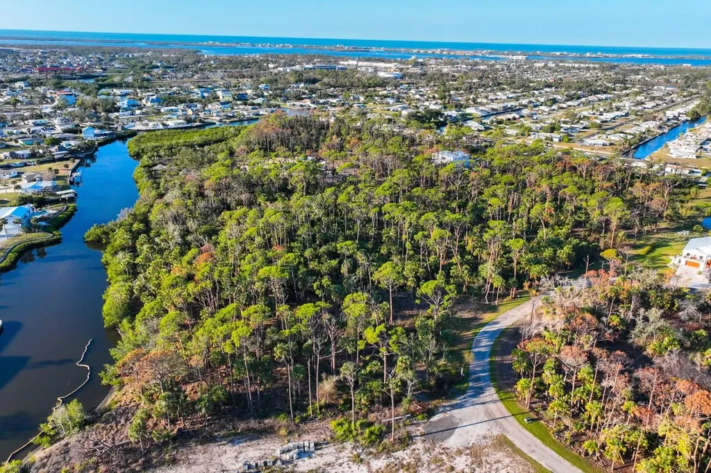 971 Lampp Drive Englewood FL 34223