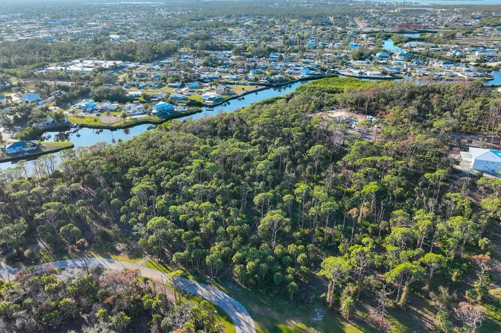971 Lampp Drive Englewood FL 34223