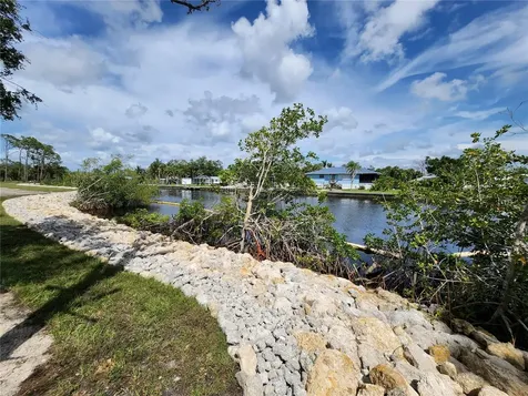 971 Lampp Drive Englewood FL 34223