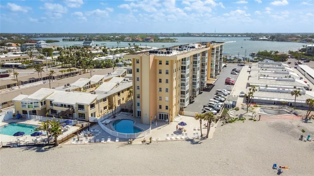 1255 Tarpon Center Drive Venice FL 34285