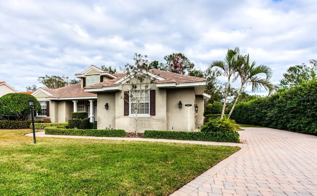 4841 Edgemont Court Sarasota FL 34233