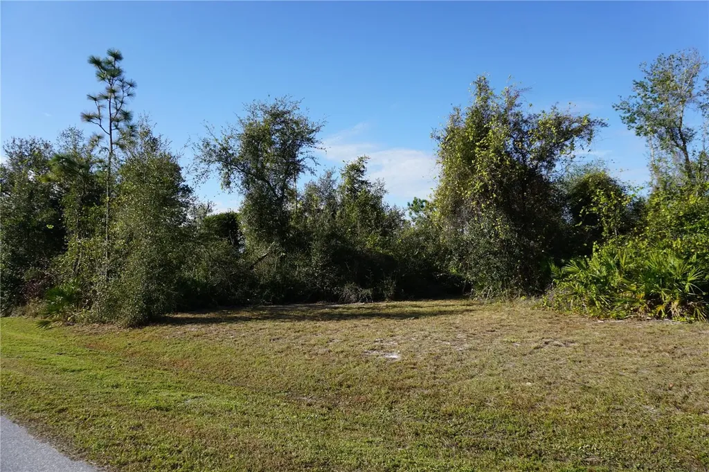 323 Hiram Street Punta Gorda FL 33982