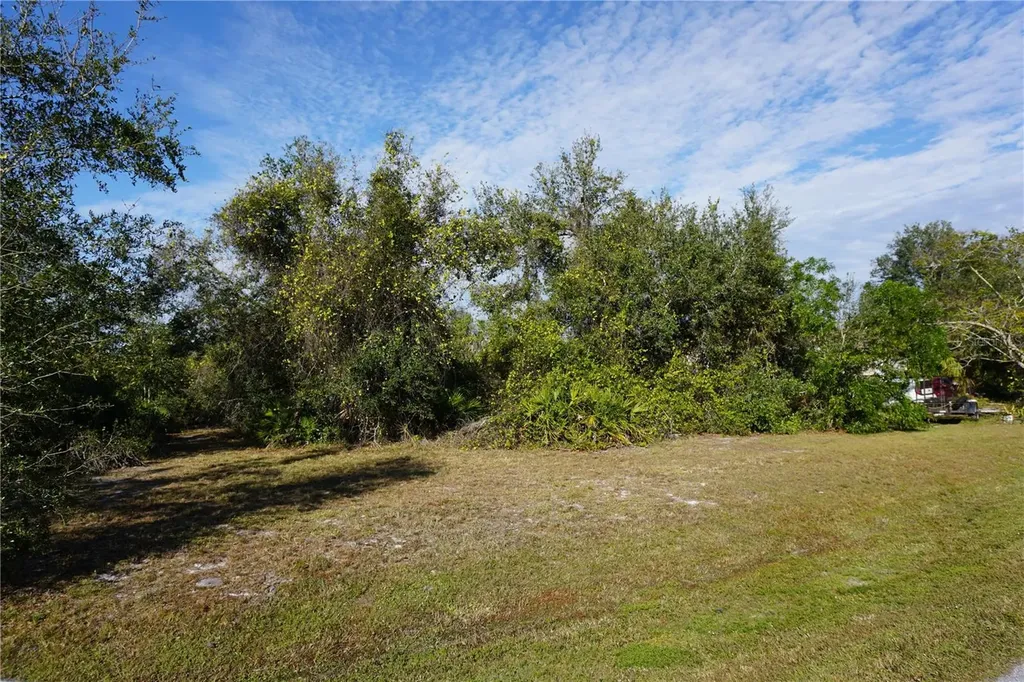 323 Hiram Street Punta Gorda FL 33982