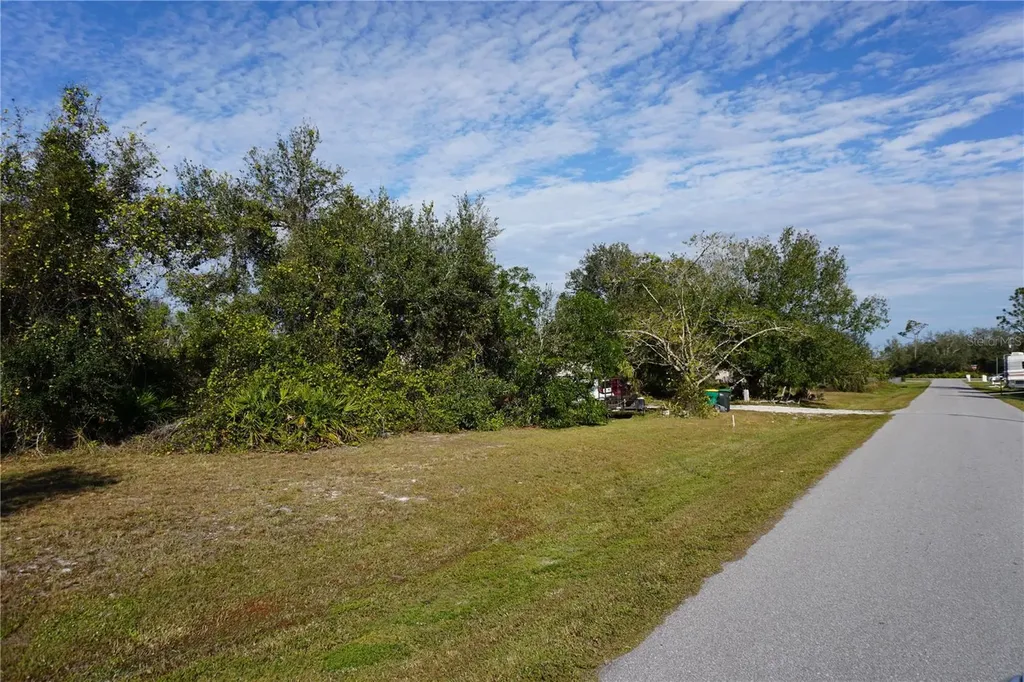 323 Hiram Street Punta Gorda FL 33982