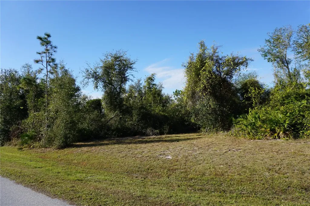 323 Hiram Street Punta Gorda FL 33982