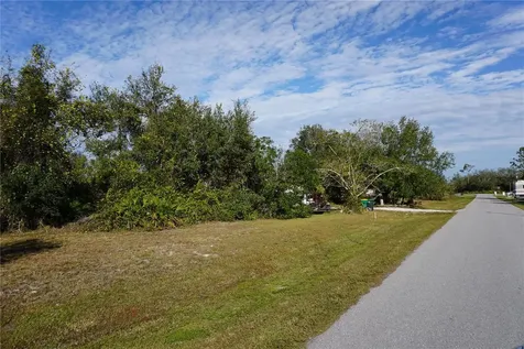 323 Hiram Street Punta Gorda FL 33982