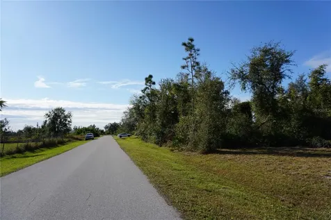 323 Hiram Street Punta Gorda FL 33982