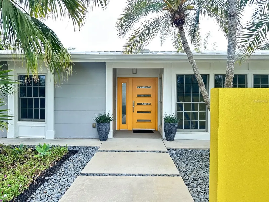1542 Eastbrook Drive Sarasota FL 34231