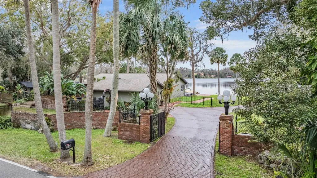 3614 Crenshaw Lake Road Lutz FL 33548