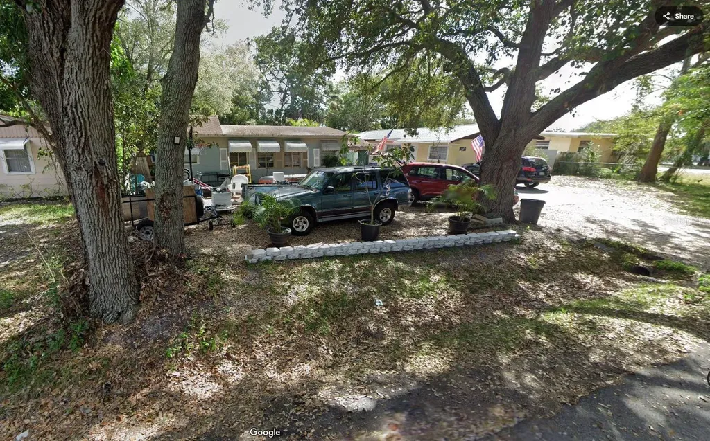 4845 68th Street N St Petersburg FL 33709