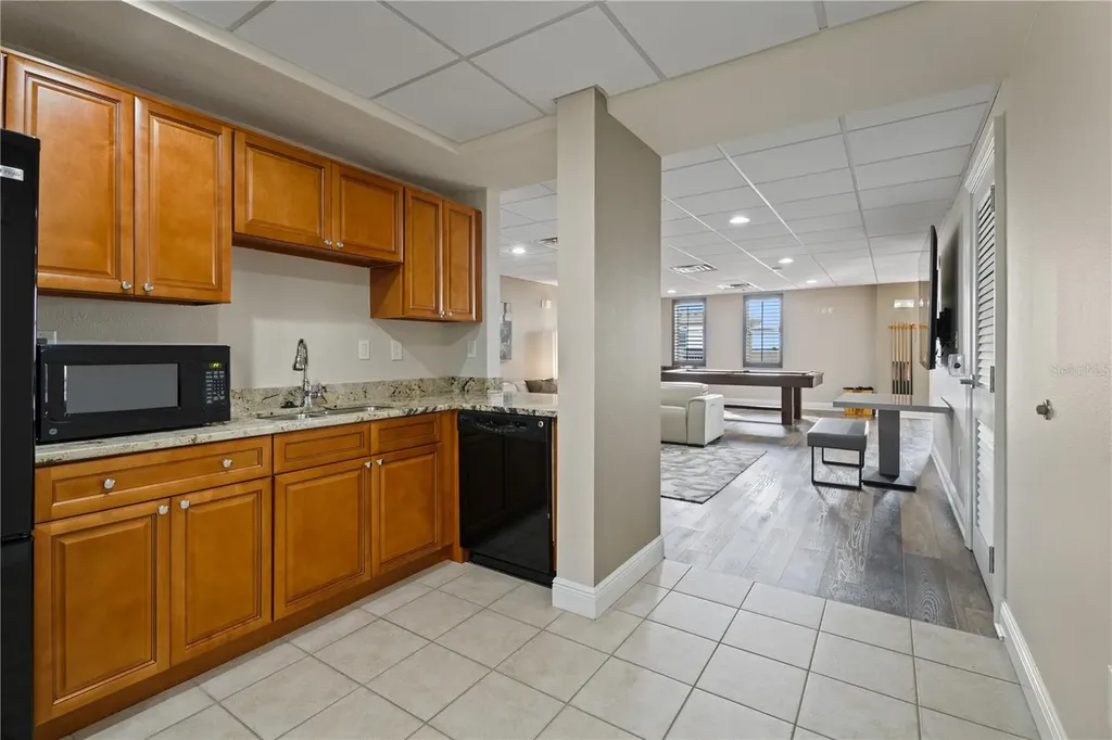 628 Cleveland Street Clearwater FL 33755
