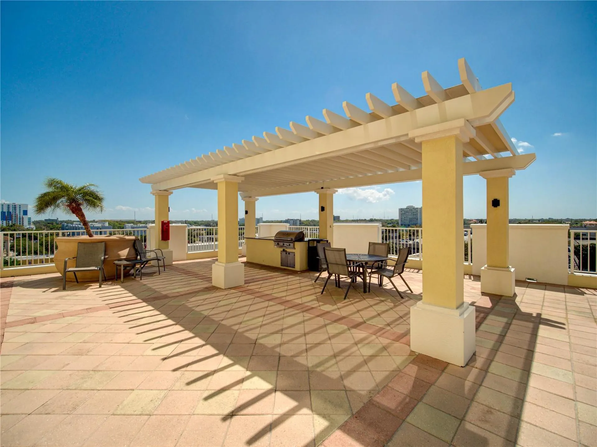 628 Cleveland Street Clearwater FL 33755