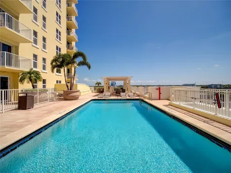 628 Cleveland Street Clearwater FL 33755