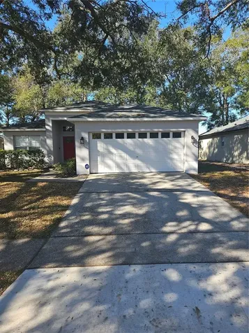 750 N Lake Avenue Apopka FL 32712