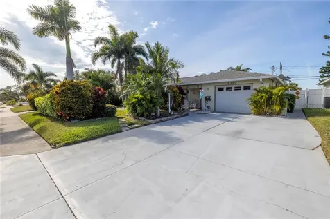 6390 115th Lane Seminole FL 33772