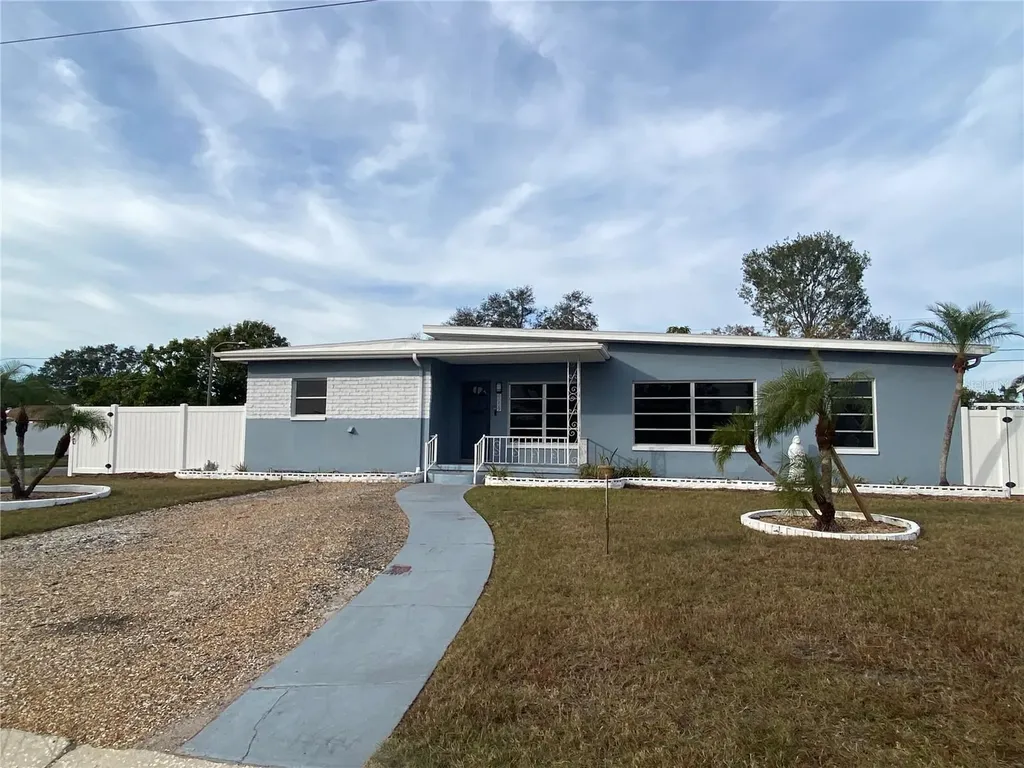 4059 Benson Avenue N St Petersburg FL 33713