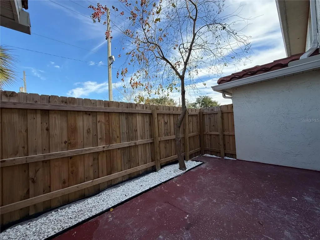 1627 Eagle Creek Circle Orlando FL 32807