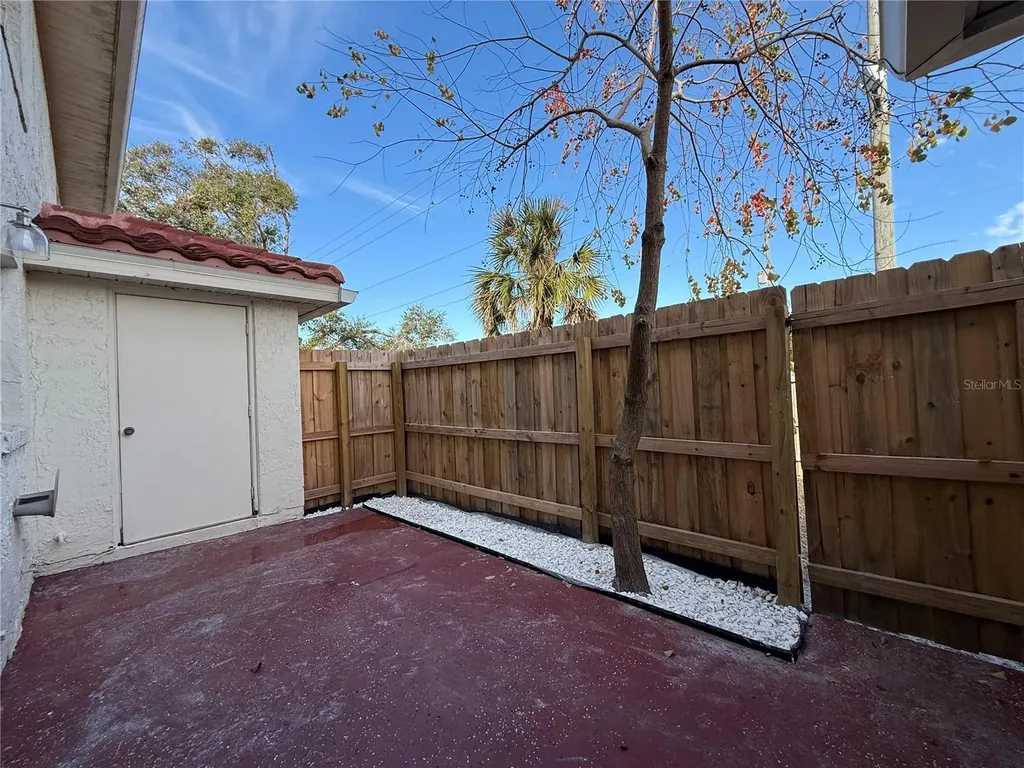 1627 Eagle Creek Circle Orlando FL 32807