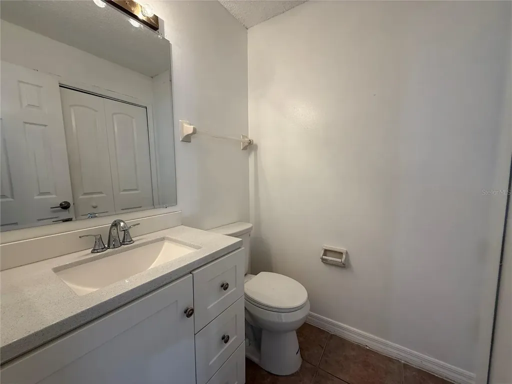 1627 Eagle Creek Circle Orlando FL 32807
