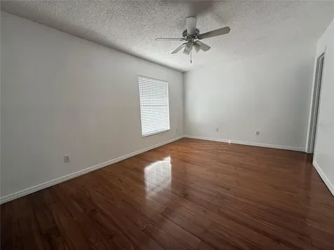 1627 Eagle Creek Circle Orlando FL 32807